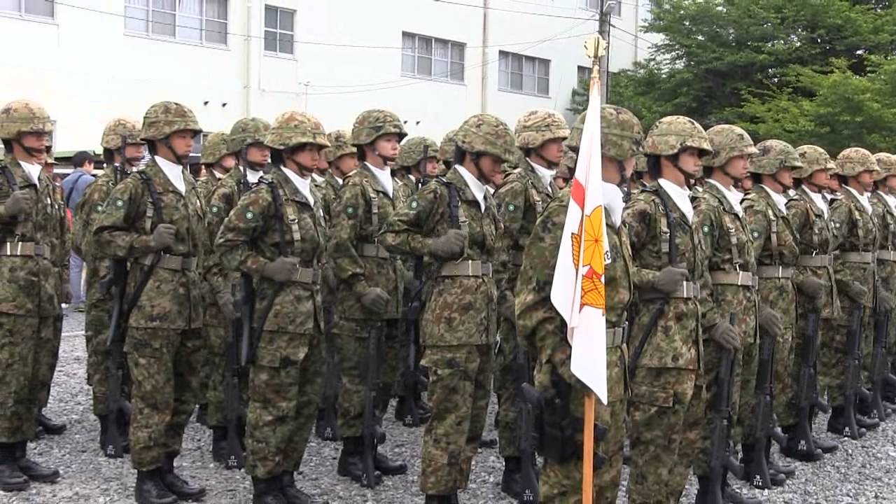 大津駐屯地祭　女性自衛官　集合～観閲行進 2015