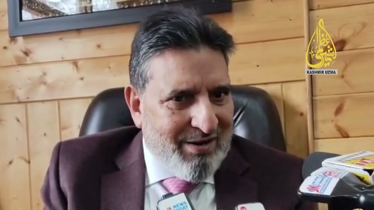 اپنی پارٹی کے سربراہ الطاف بخاری نے''عدالتی امتحانات'' میں غیر متناسب نتائج کی تحقیقات کا کیا مطالبہ