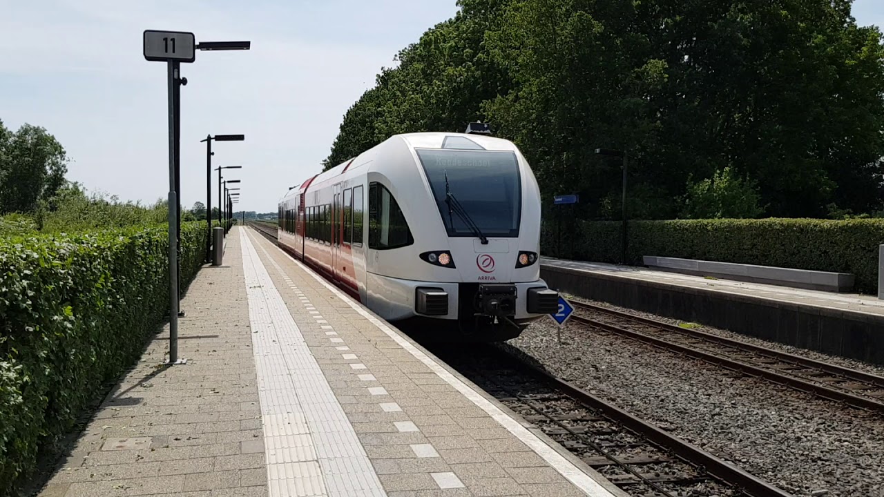 Arriva GTW 237 Arriving at Roodeschool Station on 24/06/19
