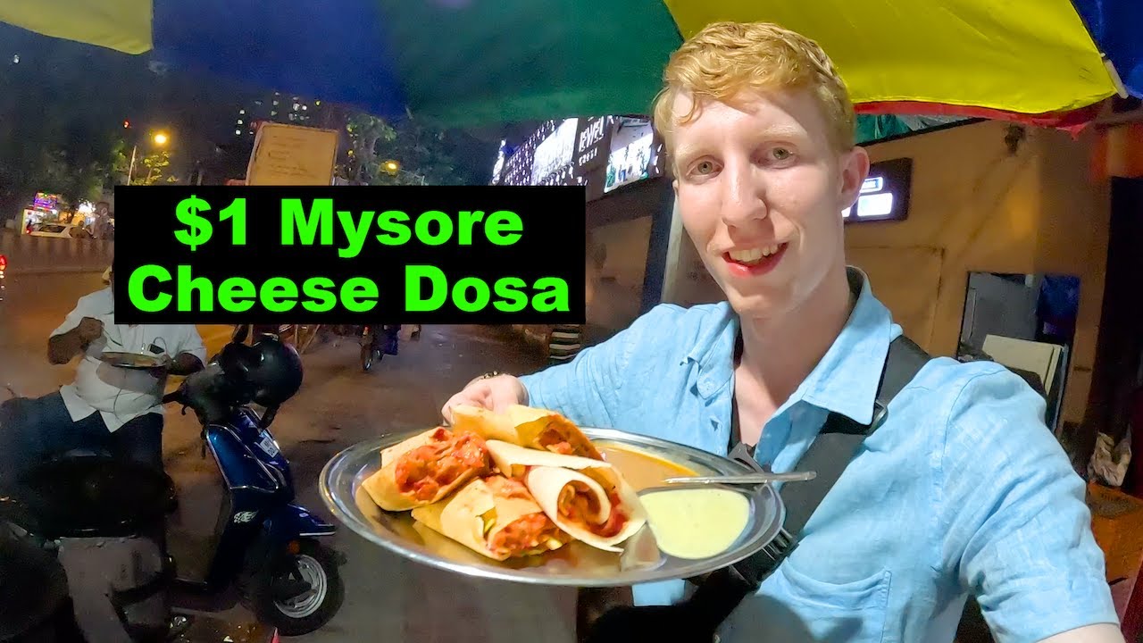 My first time trying Indian dosa in Mumbai 🇮🇳
