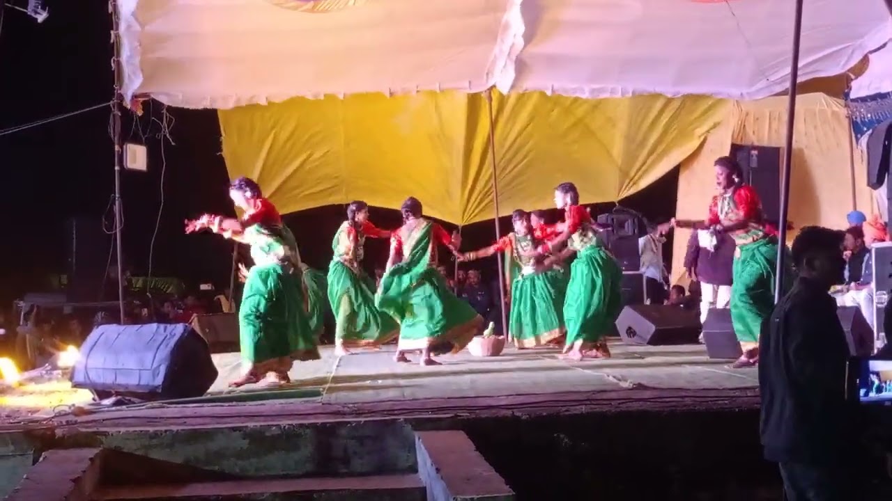 तरी हारी नाना मोर सुवाना निक्कुम 