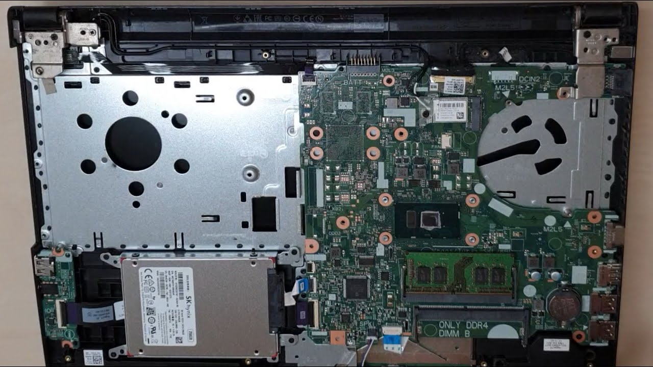 Dell Vostro 15 3568 Disassembly and cleaning / thermal paste replacement