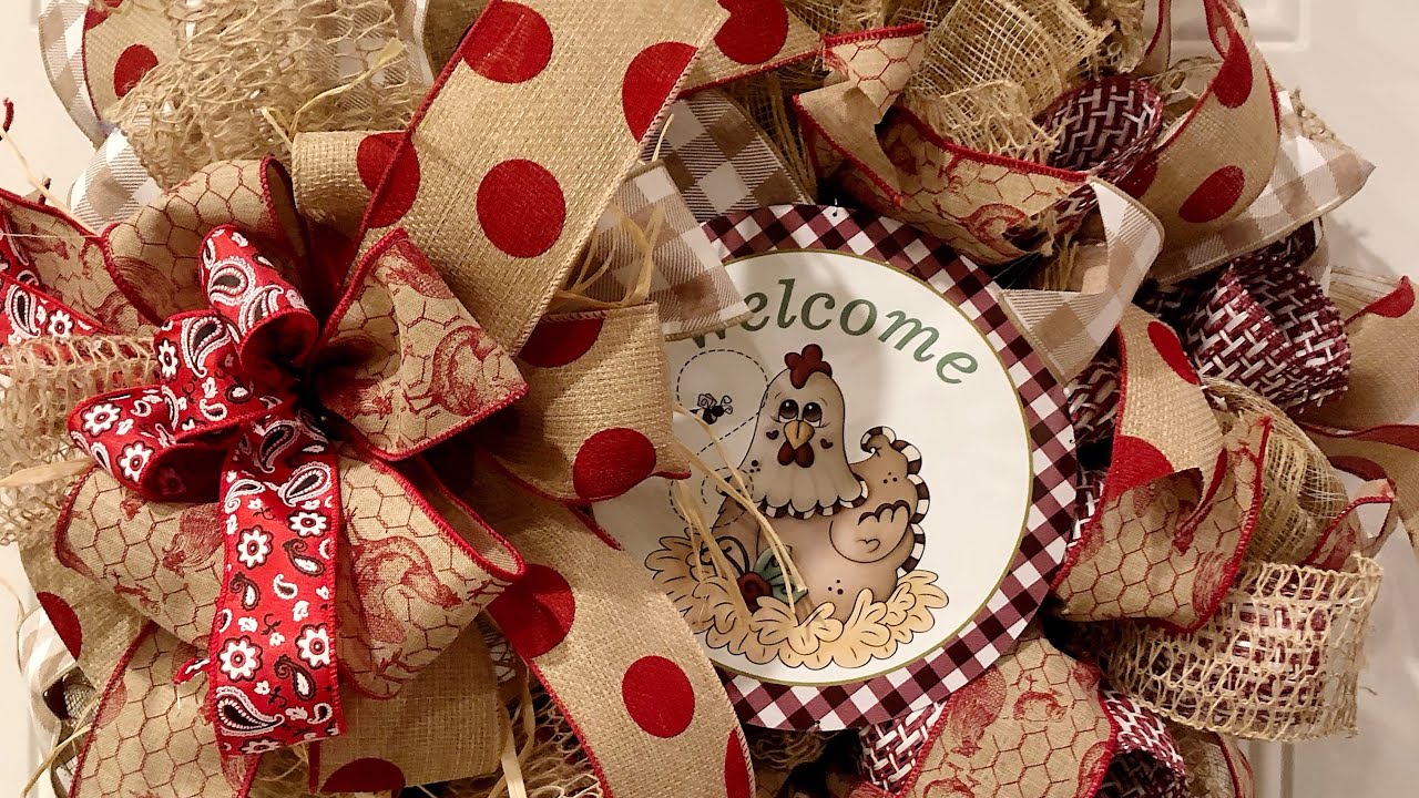 How to make a Poof curl chicken welcome wreath farmhouse style