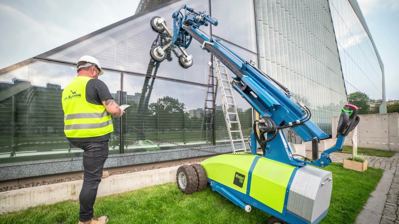Millimeter-Precise Glass Installation | Winlet Glazing Robot in Large Construction Projects