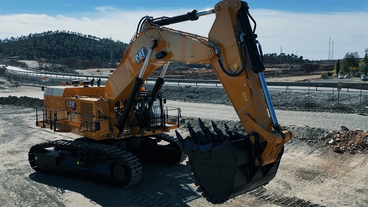 Finanzauto | Montaje y Entrega de Excavadora Cat® 6015 para Sánchez y Lago S.L.