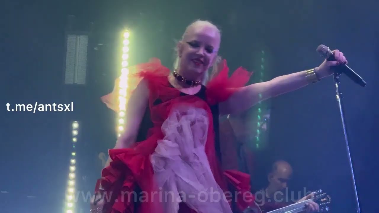 GARBAGE : Shirley Manson - Live in Köln 05.07.2024 (Full) Lucia & the Best Boys