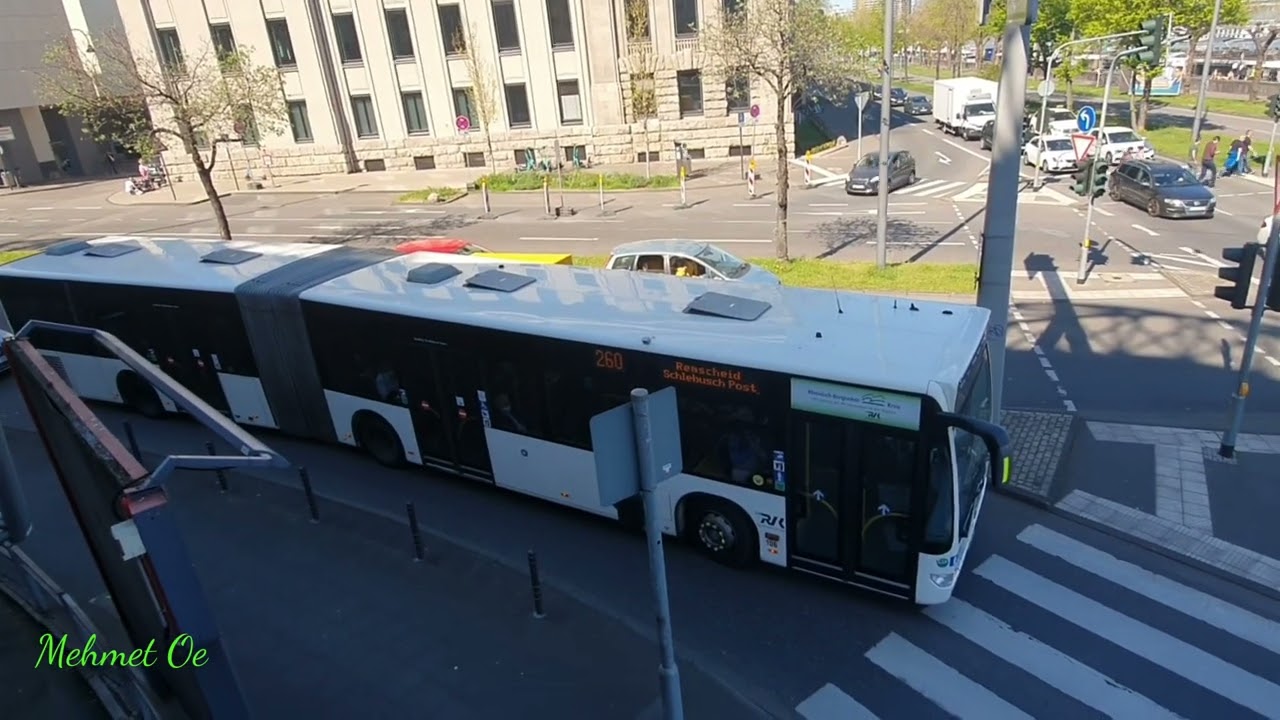 Köln Bahnhof und Busse