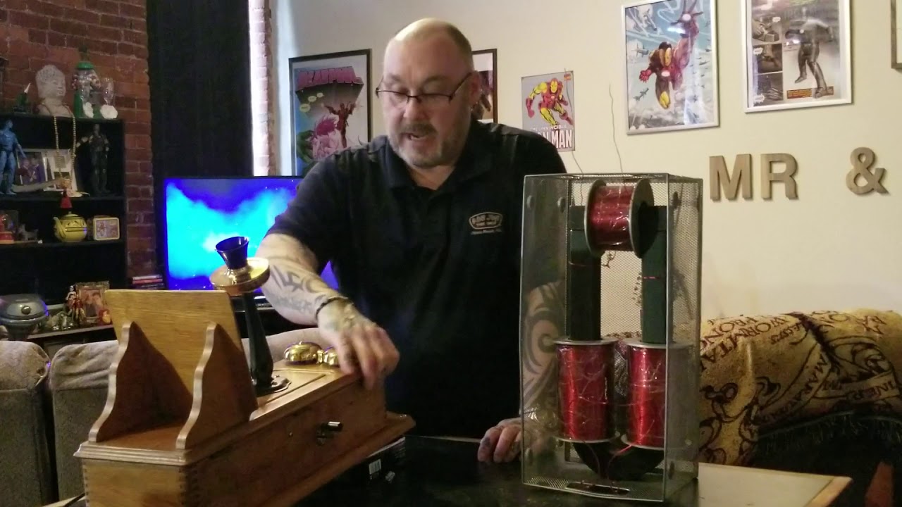 This is how Ed plays the Telephone Game
