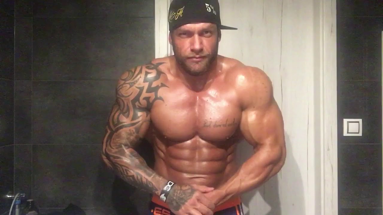 Muscle Model - Jiri Prochazka- 6 weeks out