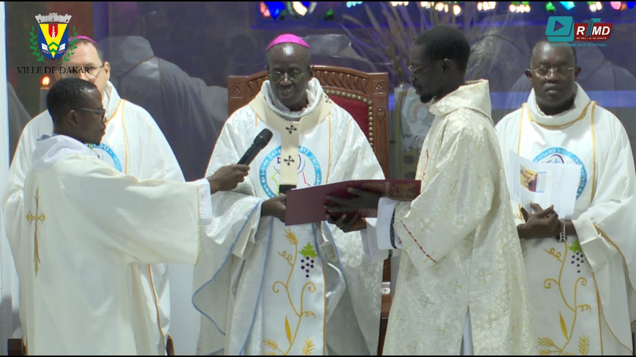 MESSE CHRISMALE à la Cathédrale Notre Dame des Victoires de Dakar