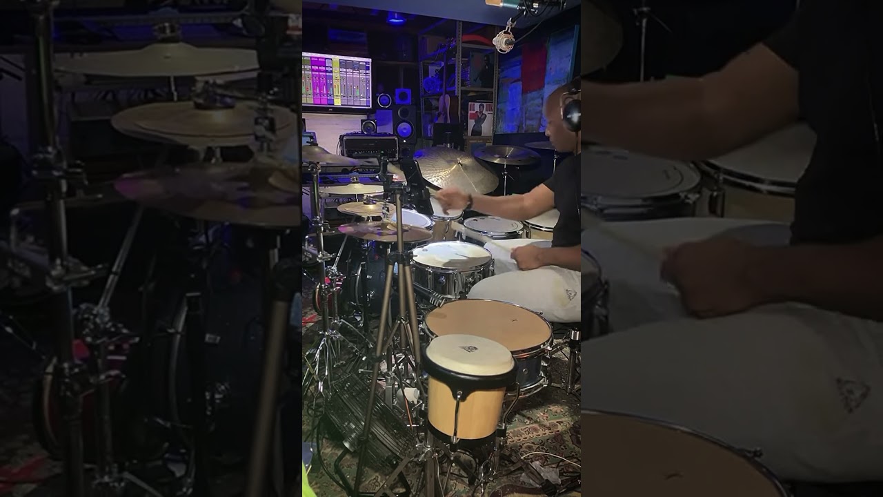 MARC plays DRUMS 