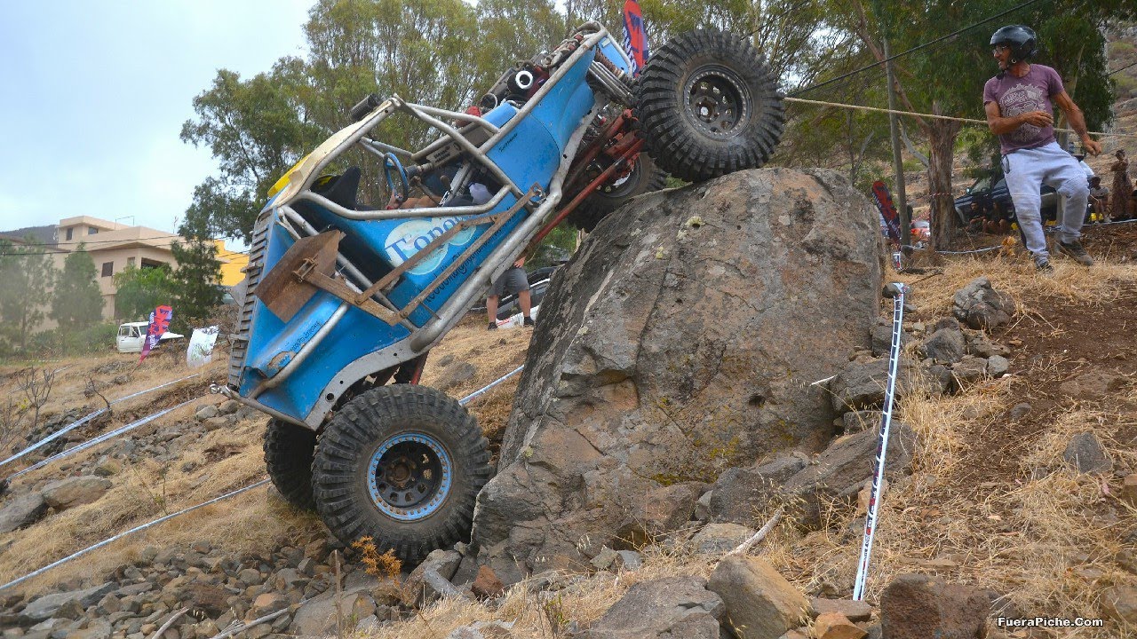 Exhibición de trial 4x4 en Valle Jimenez (Tenerife)