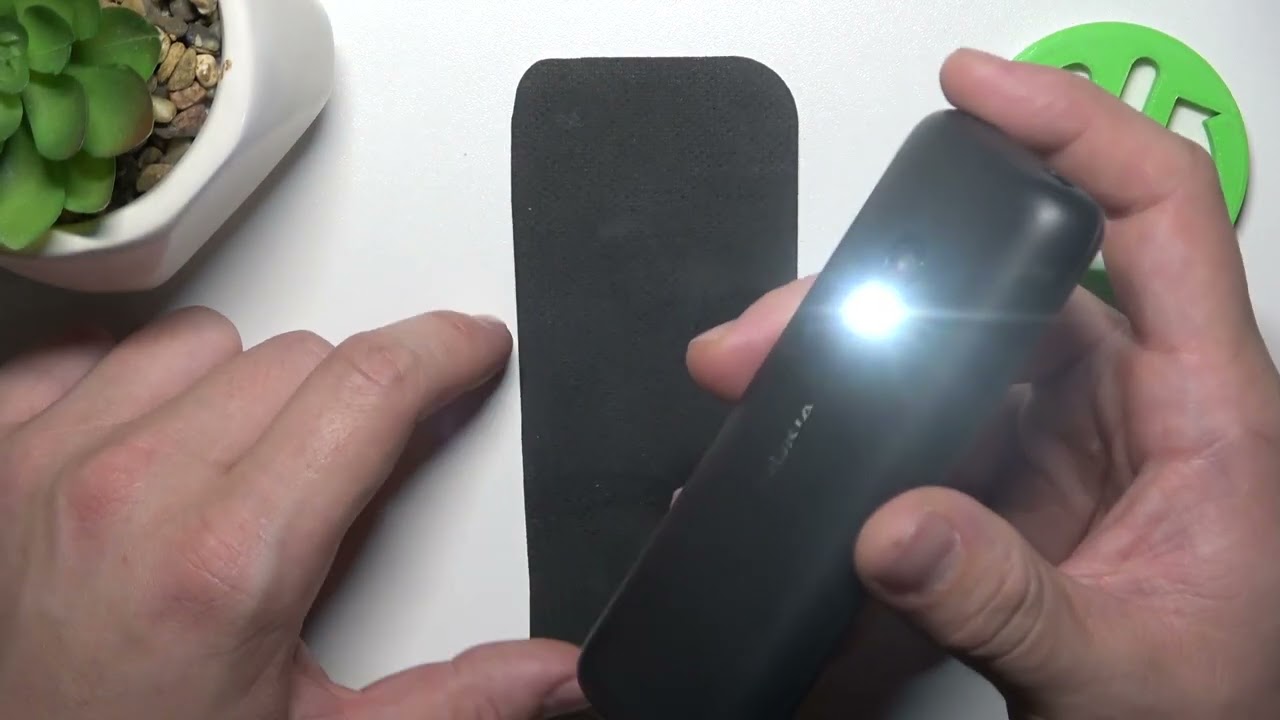 How to Operate Flashlight of Nokia 150 Dual SIM - Turn Off Flashlight