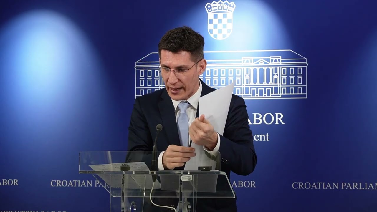 Troskot: Gradonačelnik Gospića mora objaviti imena firmi koje su iskipale otpad!
