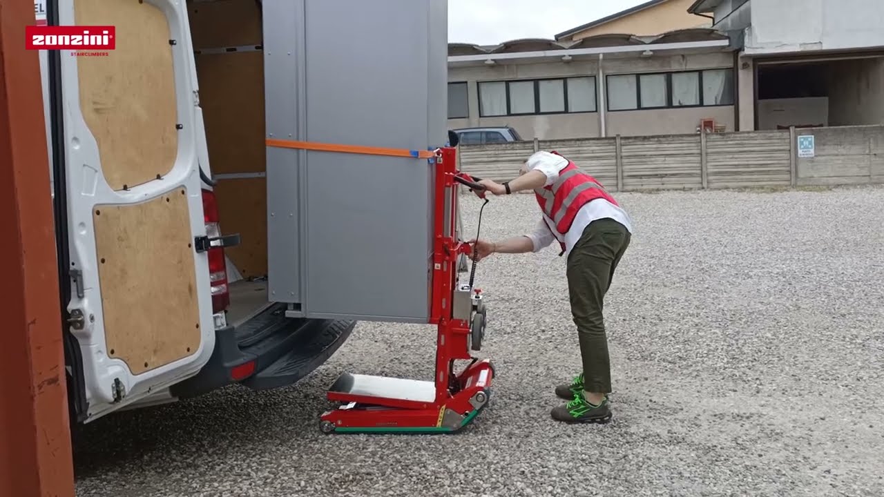 Loading a vending machine on a van with Domino Lift Stabilized