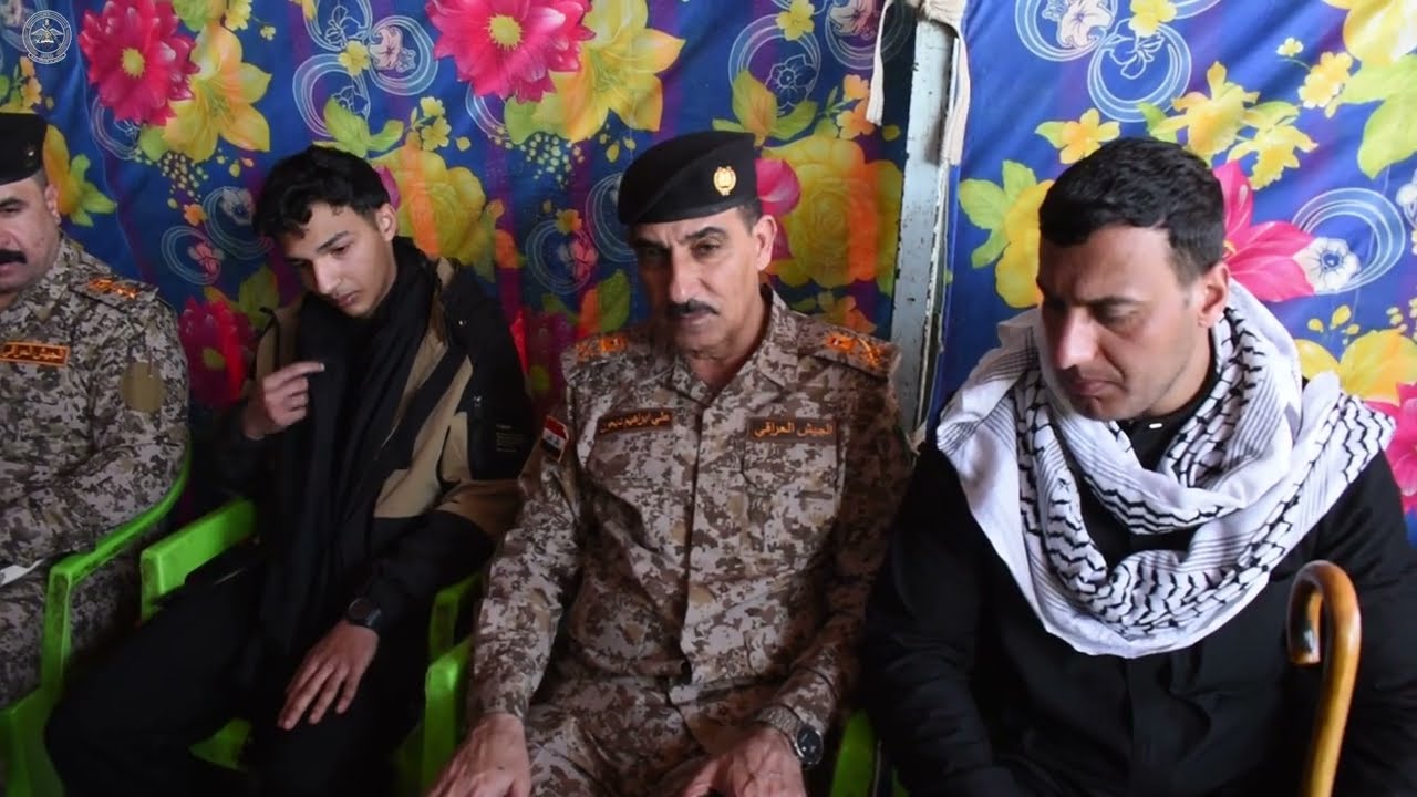 وفد من مديرية الخدمات الشخصية يقدم واجب العزاء لذوي الشهيد البطل (ن. ض عماد عبد الكريم جمعة)