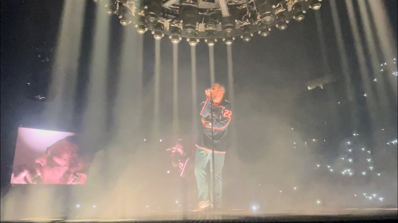 Twelve carat toothache Tour I Fall Apart - Post Malone Live (Front Row)