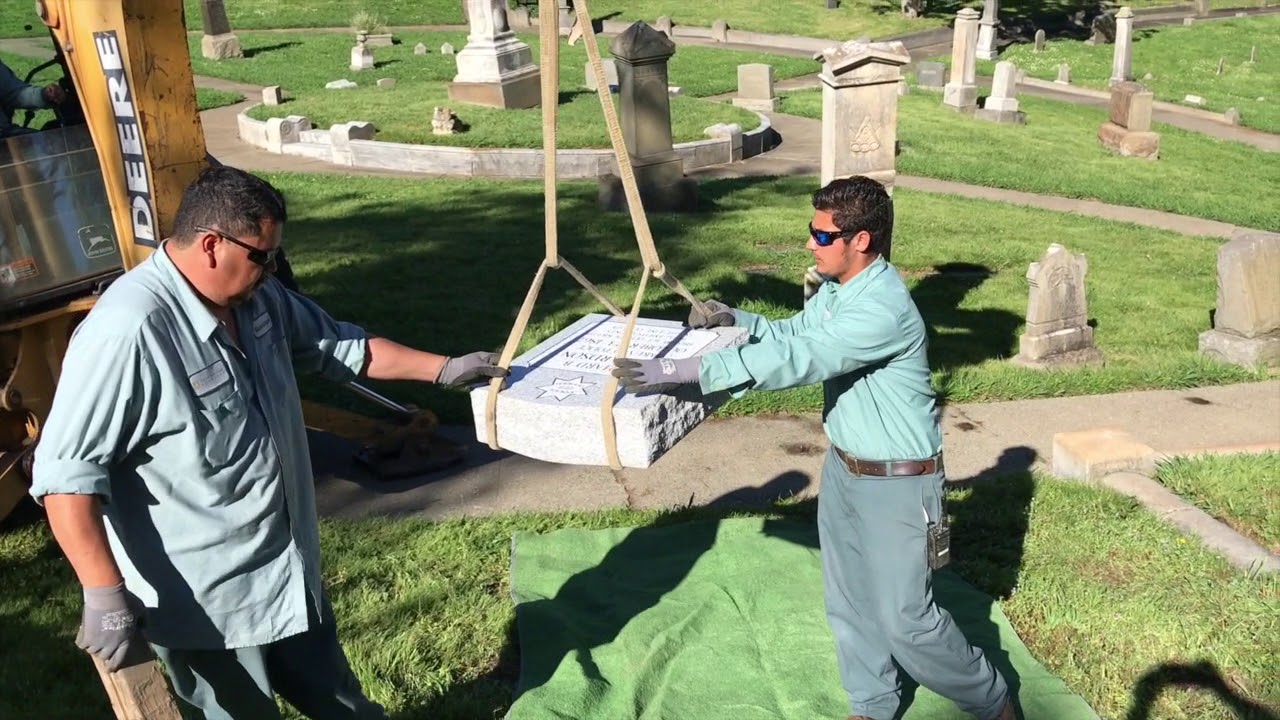 Richard Richardson grave marker installation