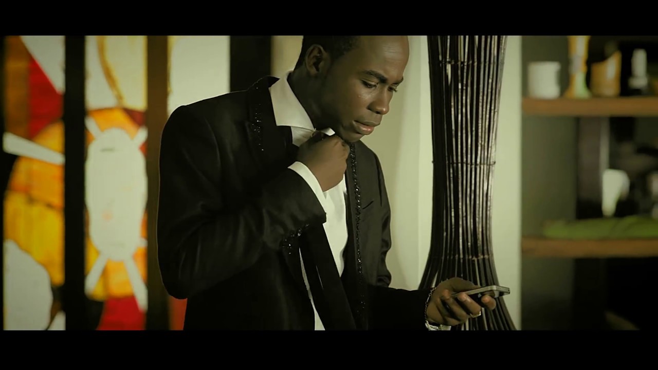 Puto Portugues feat. Ary - Desconfianca (official Video HD)