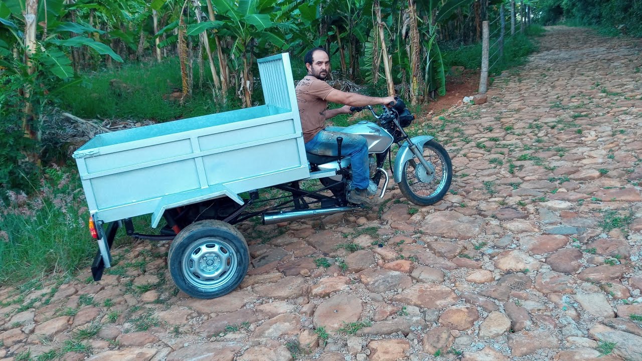 Como ficou o triciclo com caixa de uno e moto 150 cc depois que pintei