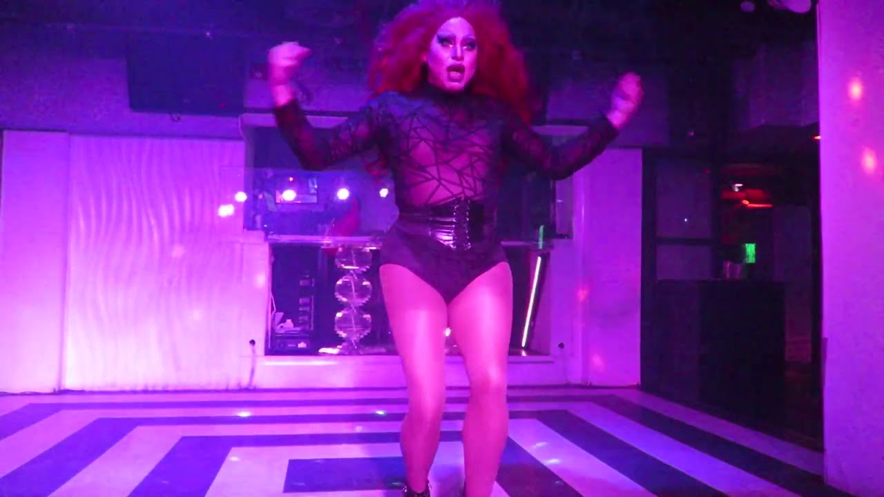 Stand Down Little Mix Kelli Eletrix Evolution Wonderlounge
