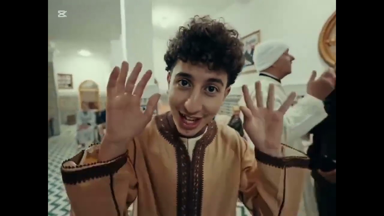 زكرياء ابوخلال و ايمن برقوق دار العجزة🥲 إهدأ العمرة للأمهات و الآباء  المتخلى 🥲عنهم الناس لي يستاهلو