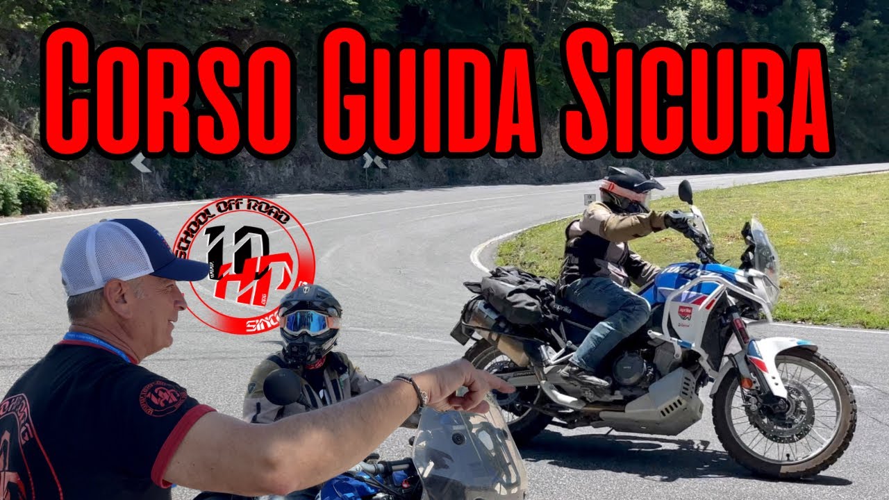 Come GUIDARE una MOTO in sicurezza - corso di guida sicura con 10HP