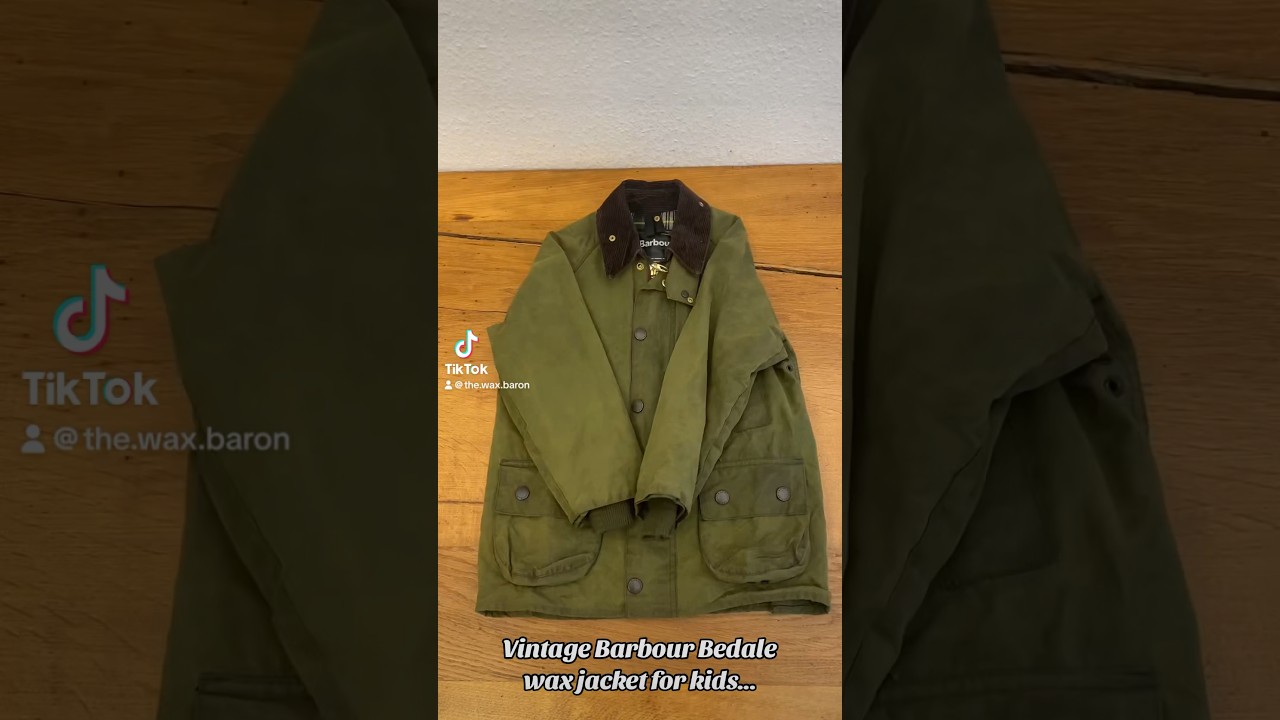 I bought a #vintage #barbour #bedale #waxjacket for kids&hellip;Before, during and after rewaxing.