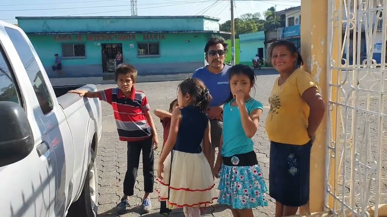 Mirá como romario ayudo a los hijos de doña vicenta para que siguieran estudiando 😱