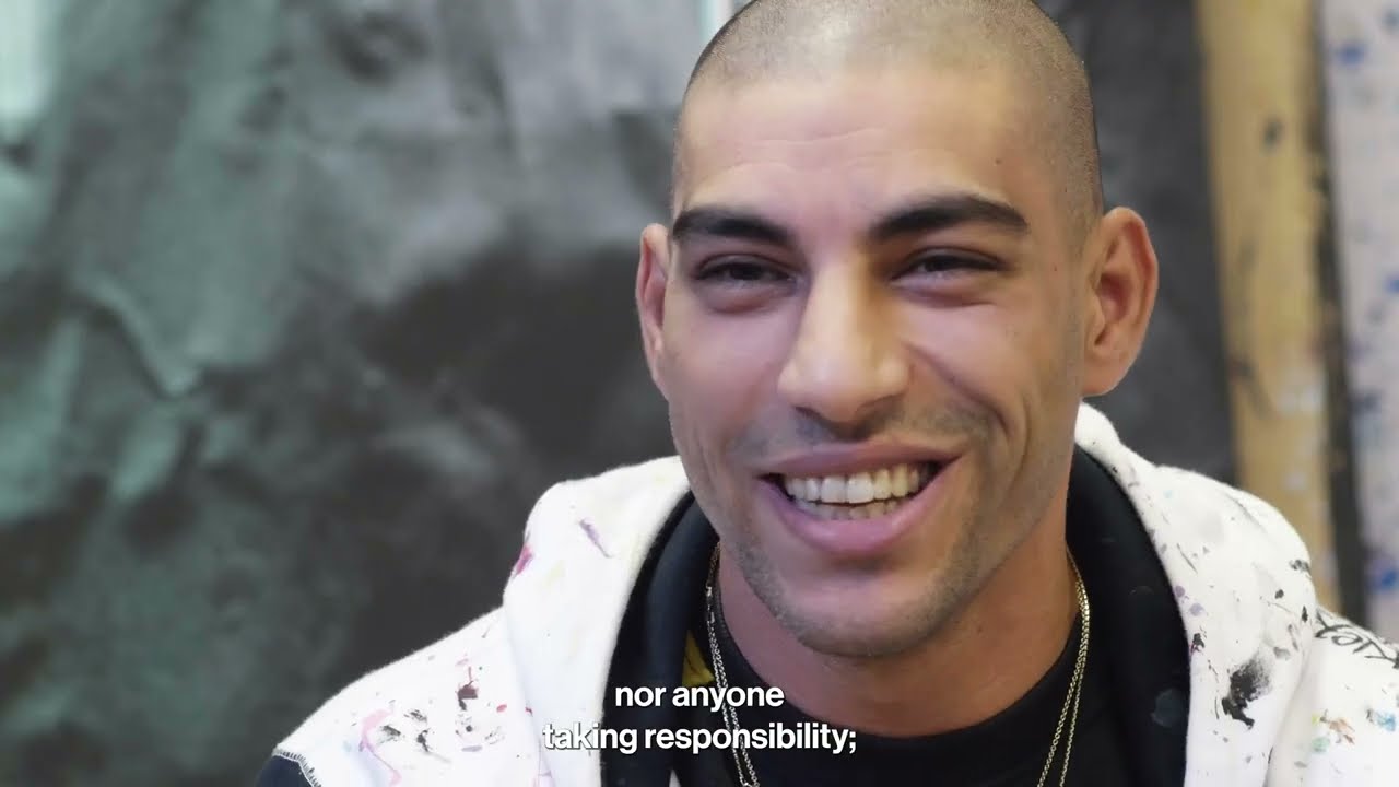 OMAR HASSAN. IL MONDO E' N(V)OSTRO