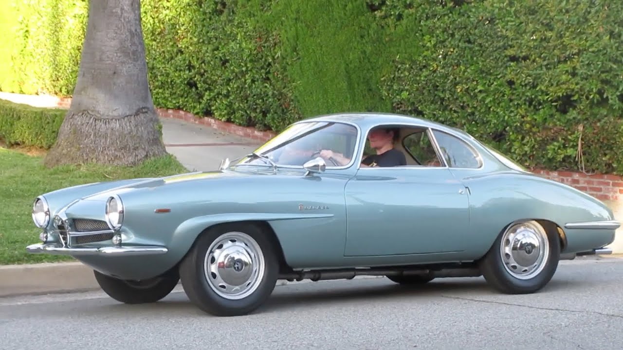 Alfa Romeo Giulia Sprint Speciale (w/ startup)
