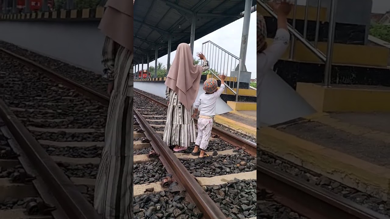 memberi sapaan kepada KERETA API INDONESIA (KAI)