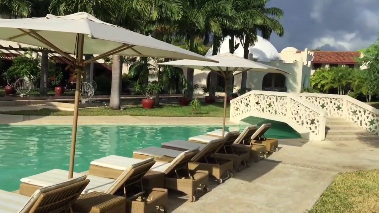 Swahili Beach Resort, DIANI, Kenya