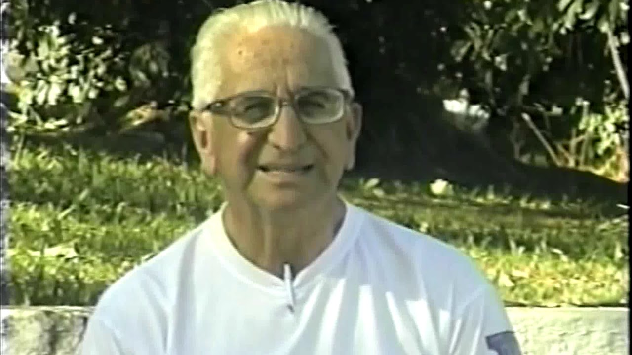 Seresteiros de Guaratinguetá e o cantor Luiz Cláudio