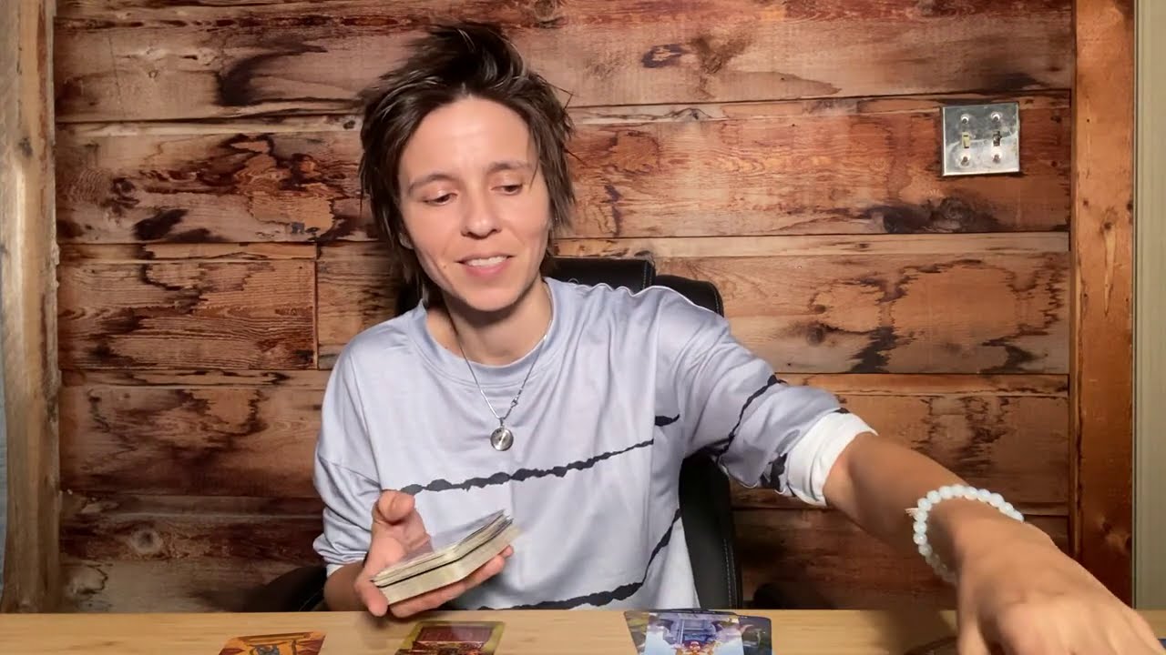 LEO MID NOVEMBER 2020 - 