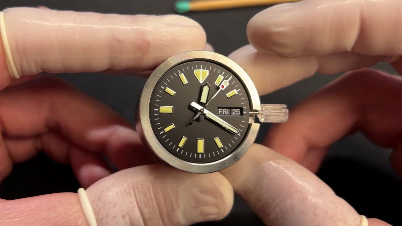 Montagem completa de mais um relógio — Relógio personalizado com movimento NH36