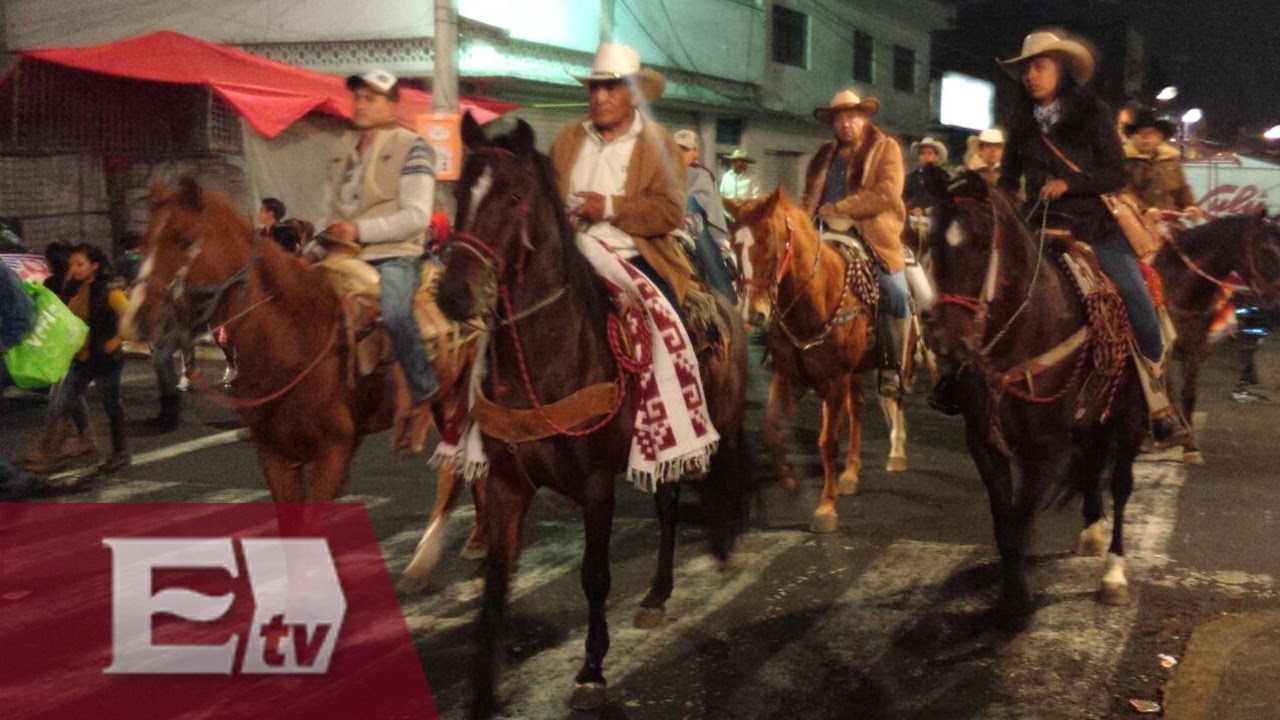 Vecinos de Iztapalapa cabalgan a la Basílica de Guadalupe/ Vianey Esquinca