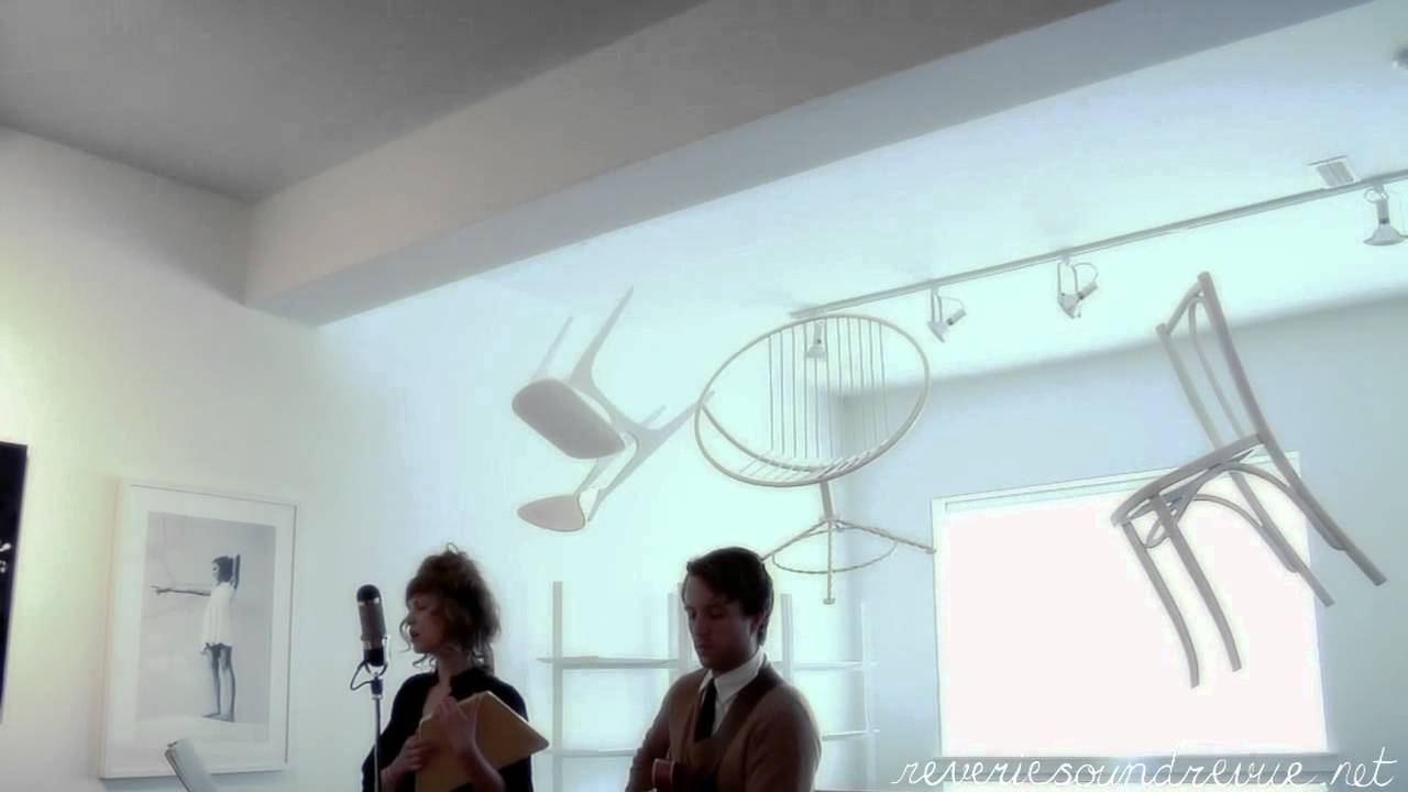 Reverie Sound Revue - Off Rooftops (acoustic)