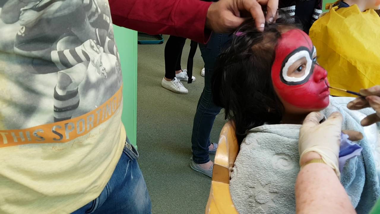 Shania Crasto’s first face painting
