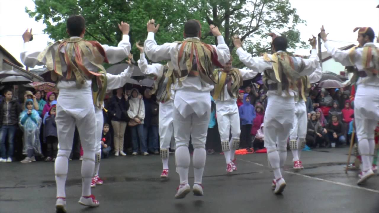 NAFARROAREN EGUNA BAIGORRRI 2015 . DANTZAK