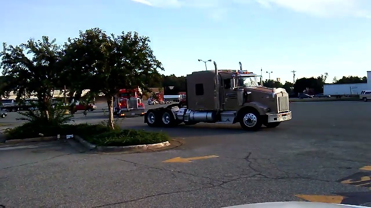 Tribute to a local truck driver that had passed away.  #trucking
