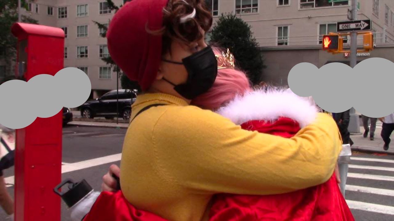3/4 SBI GO TO SPIRIT HALLOWEEN | DreamSMP cosplay vlog