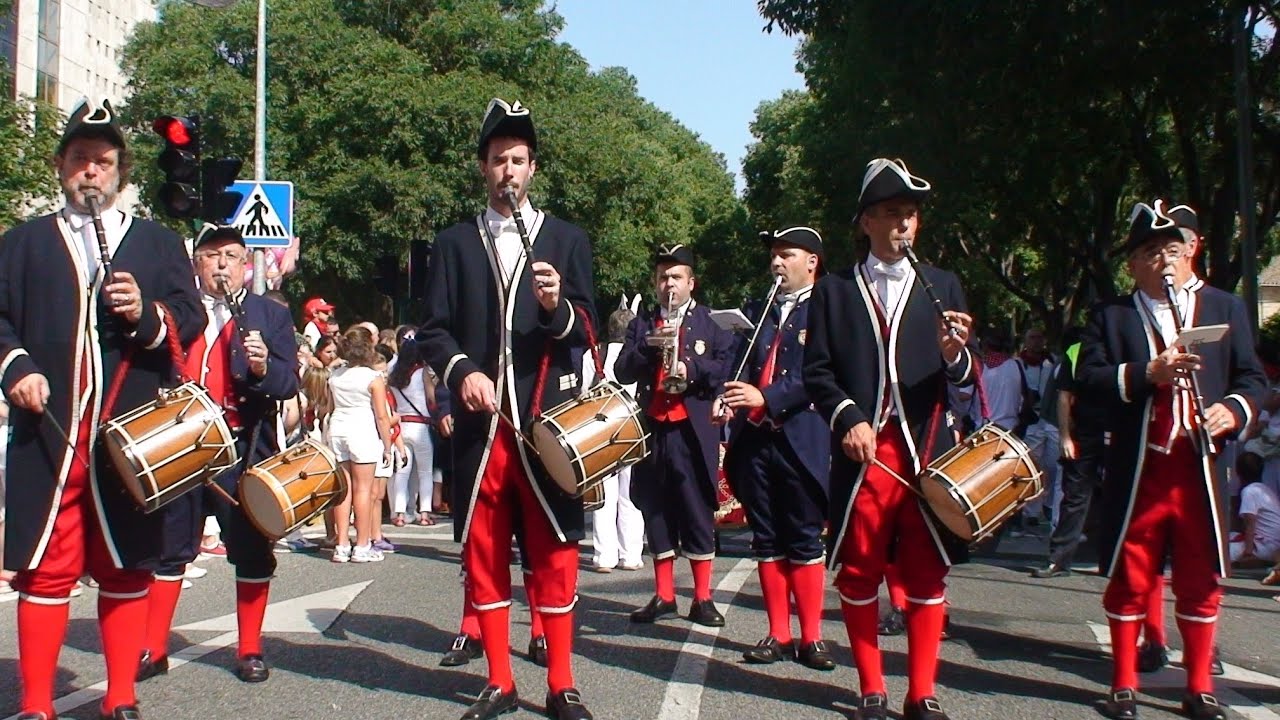 Tv Pamplona - 07/07/2015 - Procesión de San Fermín parte 1