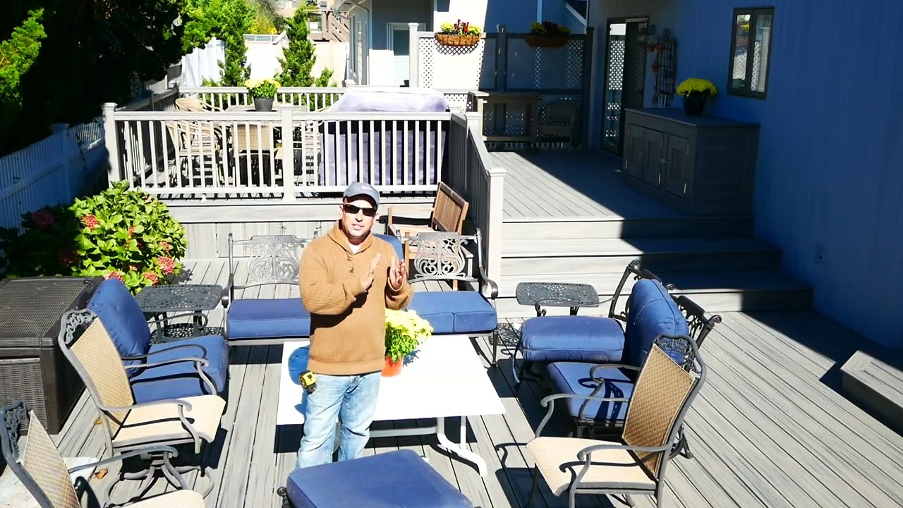Long Islands Best deck builder installs Trex Transcend Island Mist decking with custom features. 