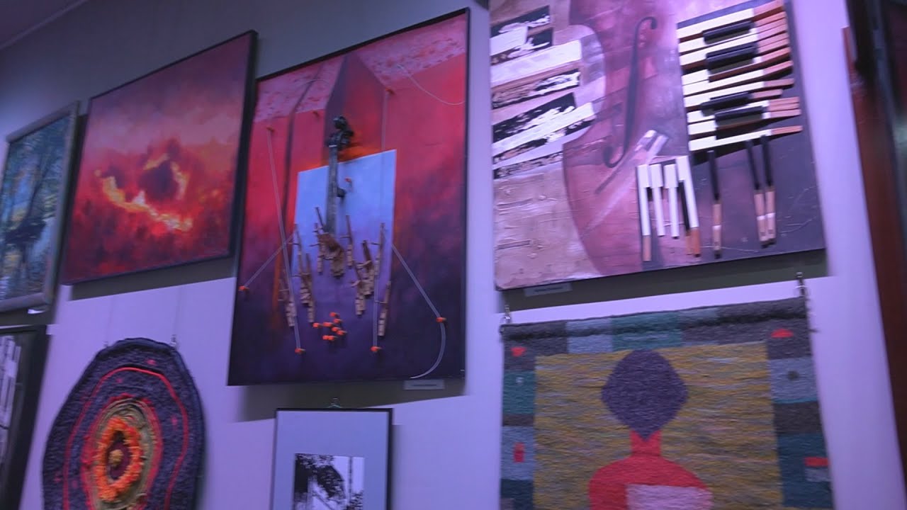 Wystawa prac Towarzystwa Przyjaciół Sztuk Pięknych w Muzeum Monet i Medali JP II