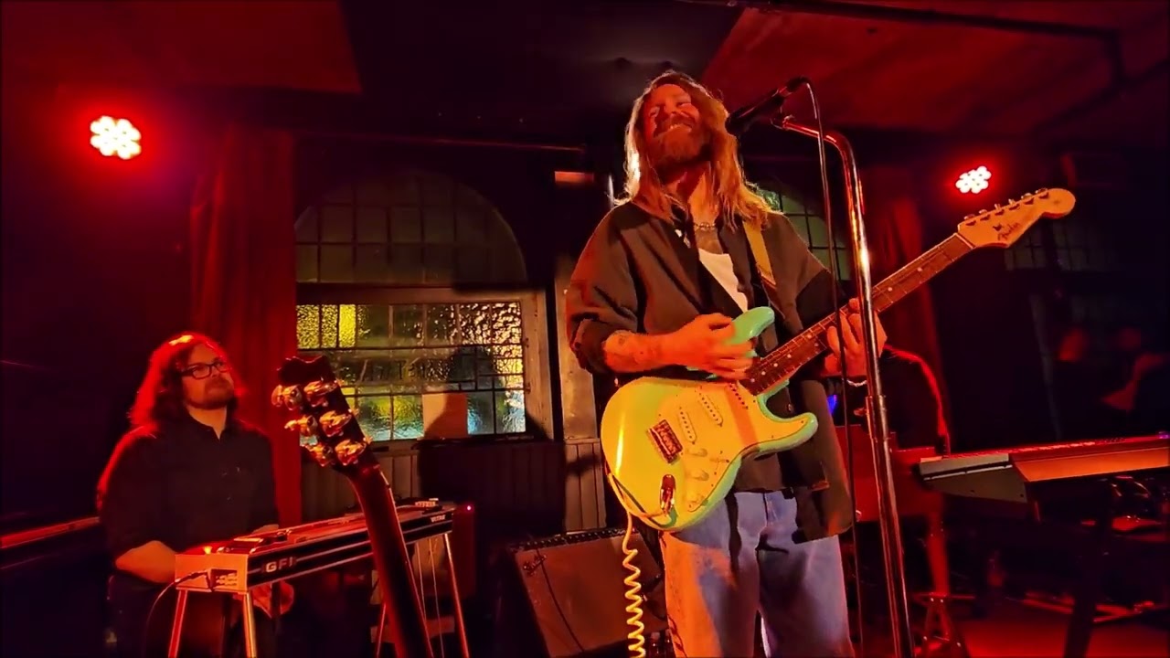 Sam Ryder - Better Man @ The George Tavern, London 05/03/25