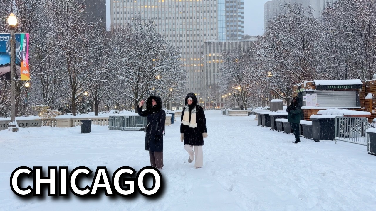 Chicago 6AM Snowfall Walk ❄️ Downtown 4K Snow Walking Tour On Sunday | December 7, 2025 | 4K 60fps