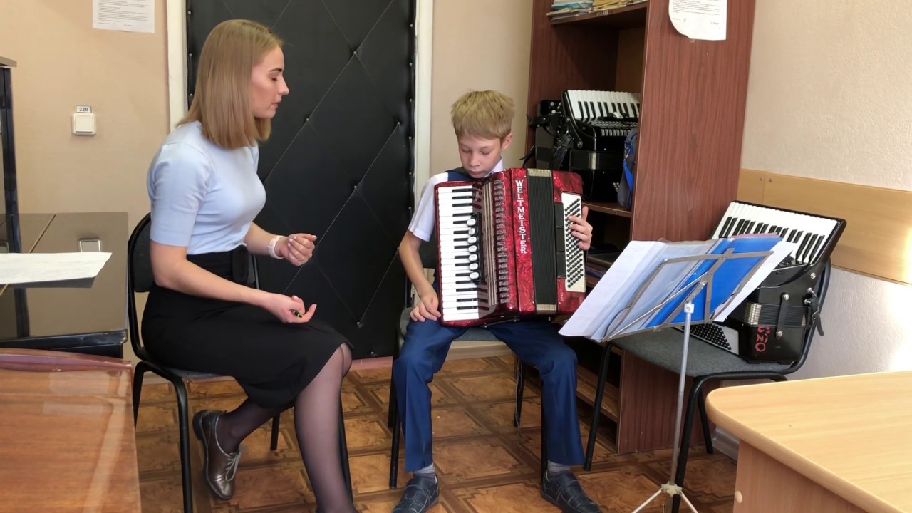 Томилина Дина Олеговна. Развитие технических и интонационных навыков у учащихся в классе аккордеона