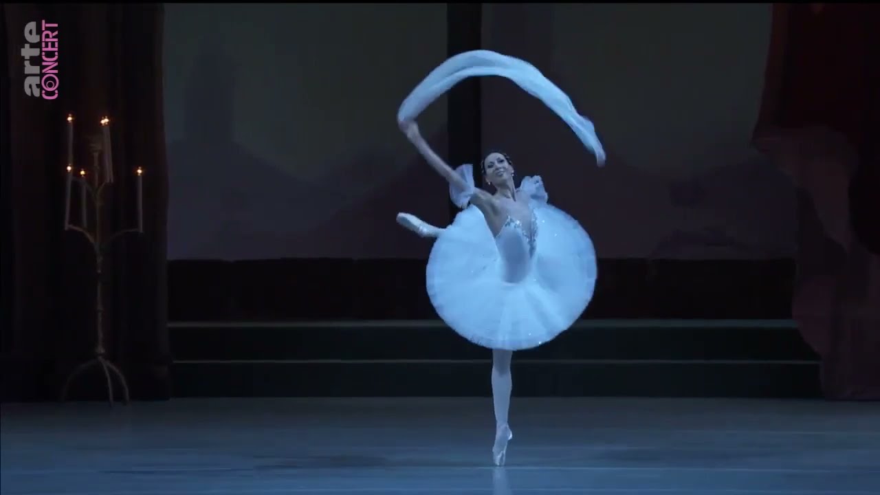Viktoria Tereshkina, Pas de Ch&acirc;le, 