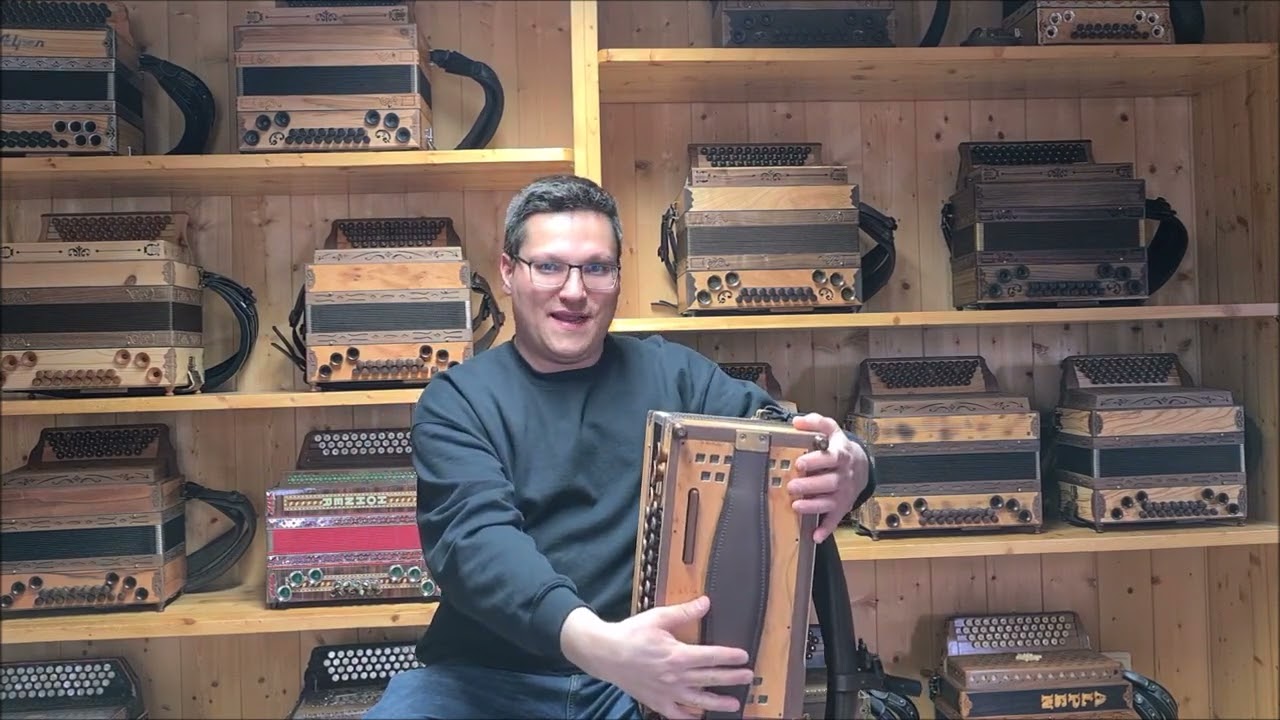 WoidBua Harmonika Modell Zirbelkiefer Gis Cis Fis H